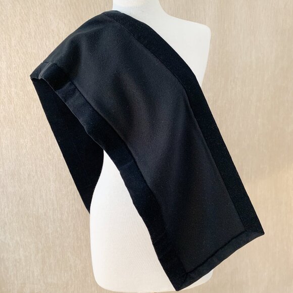 Vintage Black Wool Cape with Matching Scarf - Picture 8 of 9